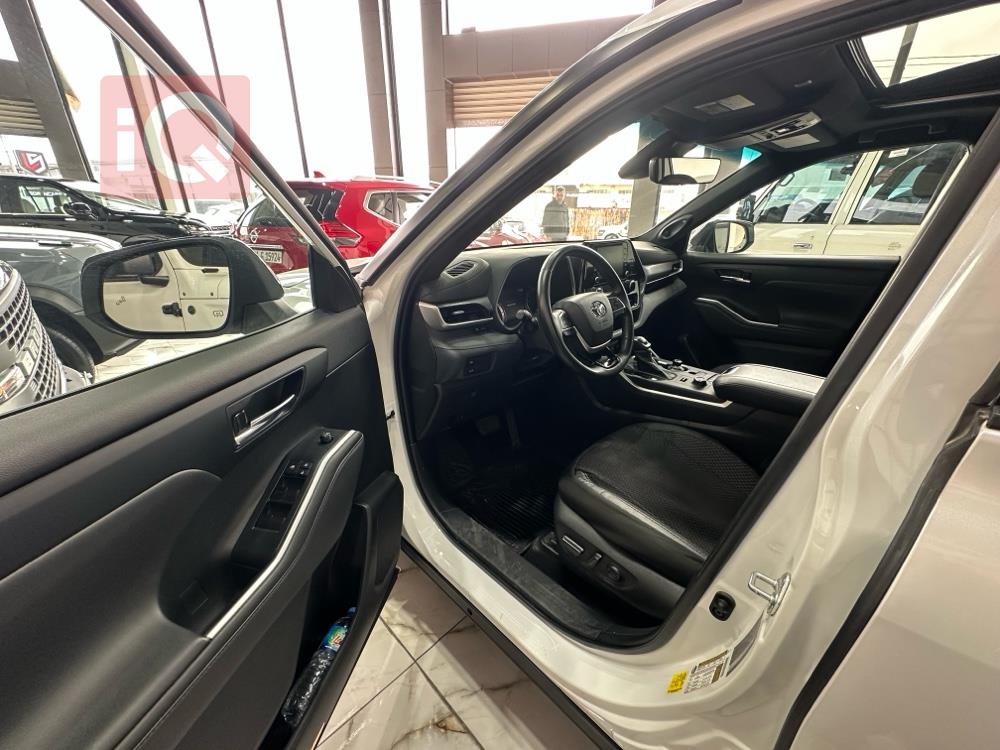 تويوتا هايلاندر